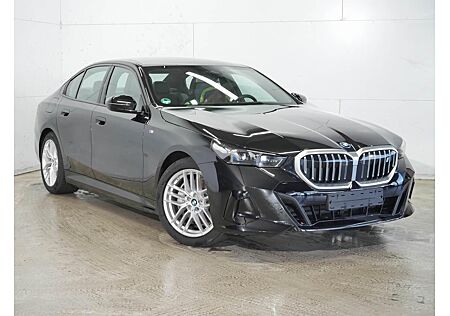 BMW i5 xDrive40 (G60)