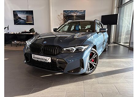 BMW 330e xDrive Touring