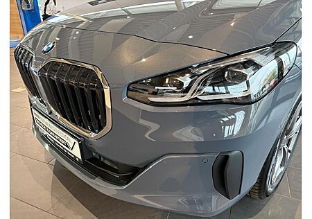 BMW 2er Active Tourer 220d Active Tourer