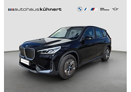 BMW iX1 xDrive30