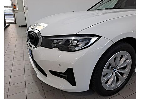 BMW 318d Touring
