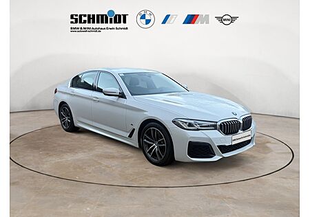 BMW 530e (G30)