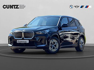 BMW iX1 xDrive30
