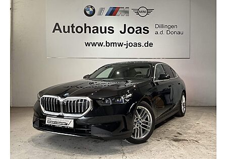 BMW 550e xDrive Limousine