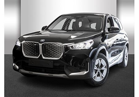 BMW iX1 xDrive30