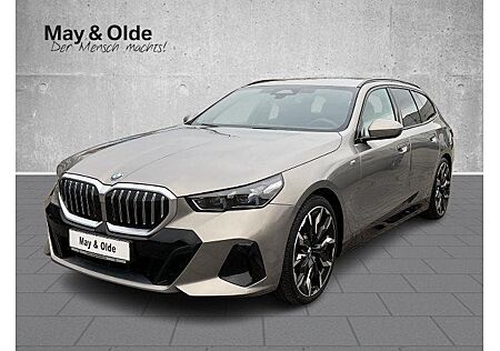 BMW 520I