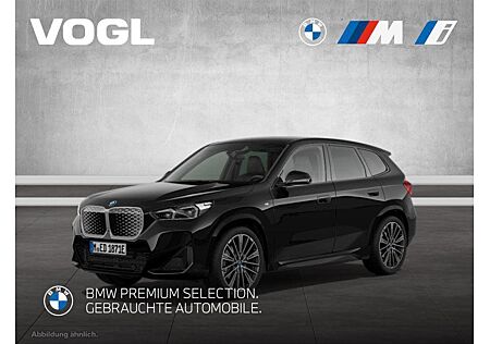 BMW iX1 xDrive30