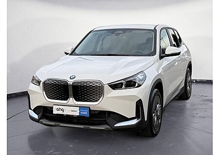 BMW iX1 xDrive30