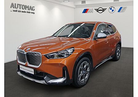 BMW iX1 xDrive30