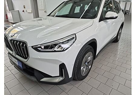 BMW iX1 xDrive30