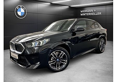 BMW iX2 xDrive30