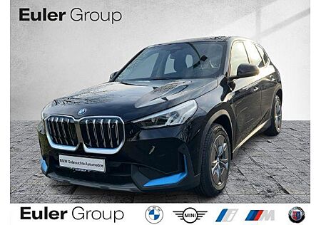 BMW iX1 xDrive30