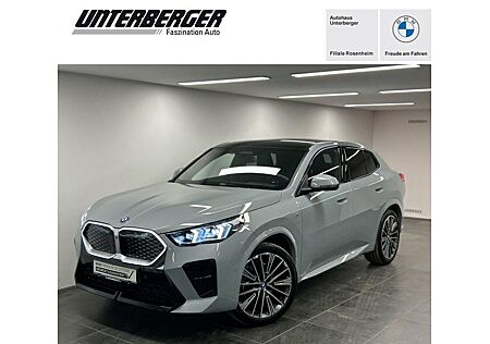 BMW iX2 xDrive30