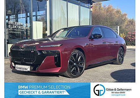 BMW i7 M70 xDrive Limousine