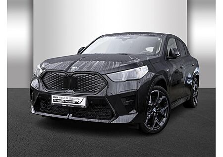 BMW iX2 xDrive30