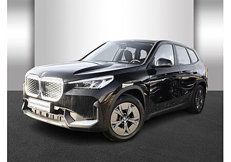 BMW iX1 xDrive30