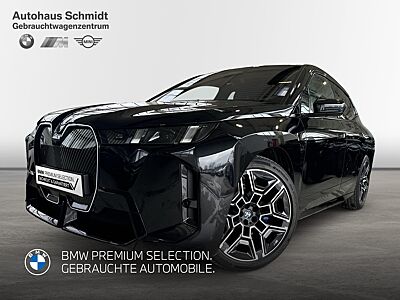 BMW iX xDrive45