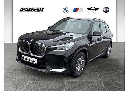 BMW iX1 xDrive30