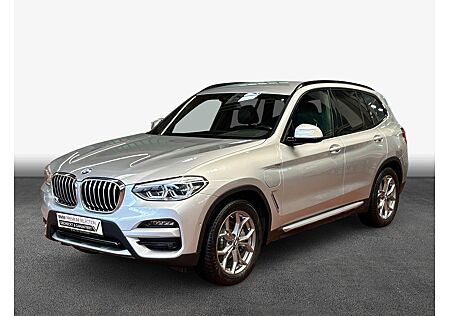 BMW X3 M X3 xDrive30e Aut. xLine