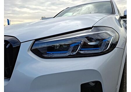 BMW X3 xDrive30i