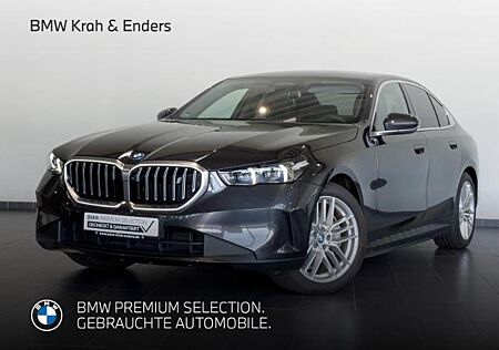 BMW i5 eDrive40