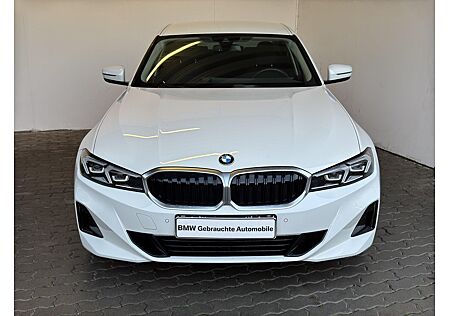 BMW 318I