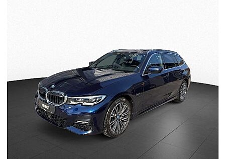 BMW 1er M Coupé 330e Touring Aut. M Sport