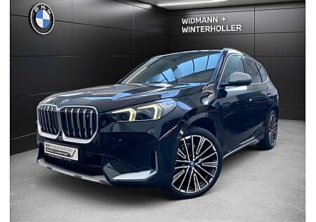 BMW iX1 xDrive30
