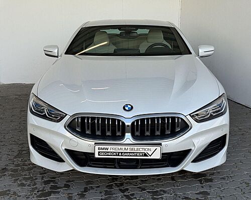 BMW 840i