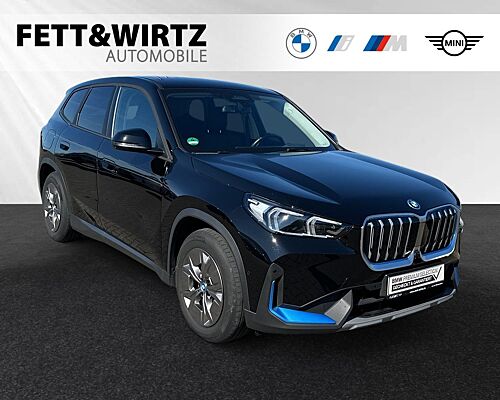BMW iX1 xDrive30