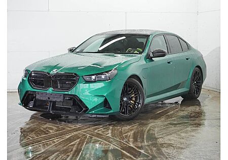 BMW M5 Limousine