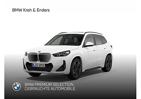 BMW iX1 xDrive30