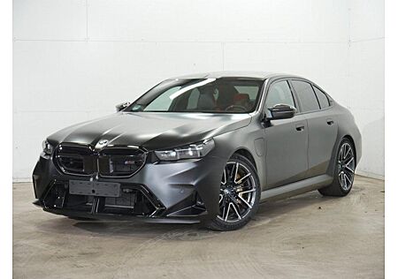 BMW M5 Limousine