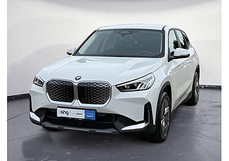 BMW iX1 xDrive30