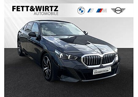 BMW 530e Limousine