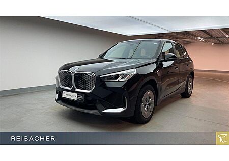 BMW iX1 xDrive30 (ab 2022)