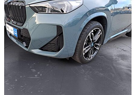 BMW iX1 xDrive30 (ab 2022)