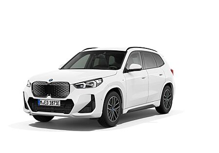 BMW iX1 xDrive30