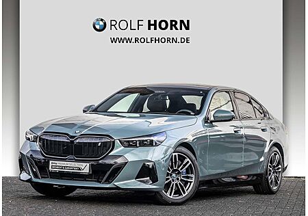 BMW i5 eDrive40