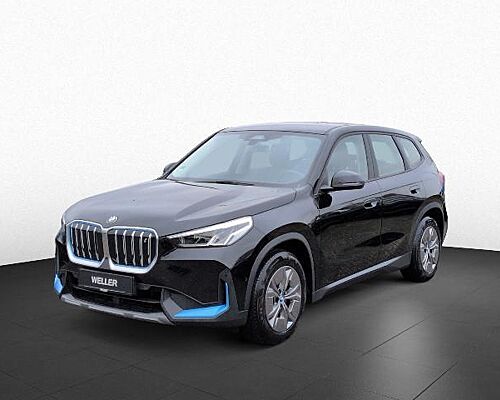 BMW iX1 xDrive30
