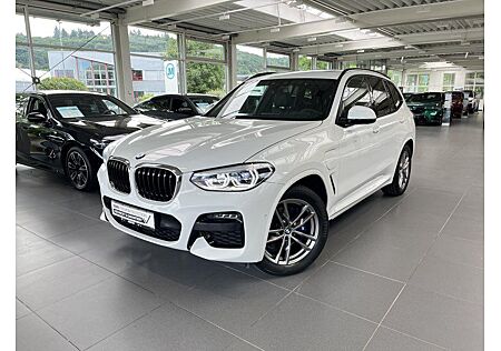 BMW X3 30e