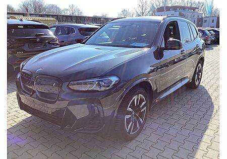 BMW iX3 M Sport (G08)