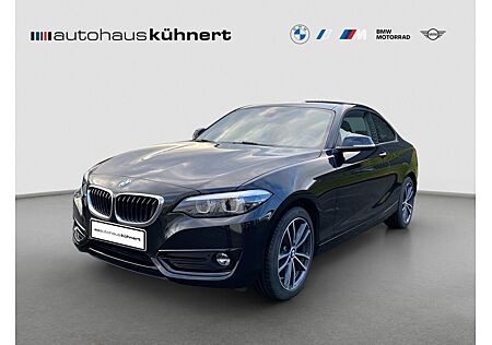 BMW 1er M Coupé 220i Coupè