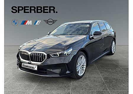 BMW i5 EDRIVE40