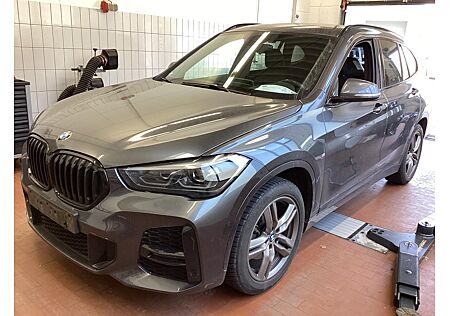 BMW X1 sDrive18i (F48)