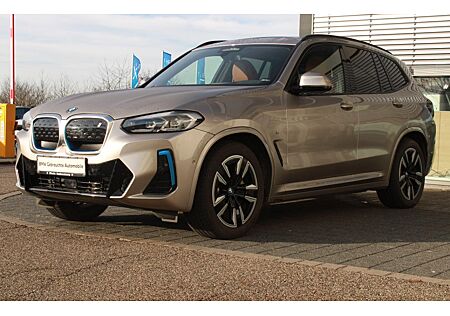 BMW iX3 M SPORT