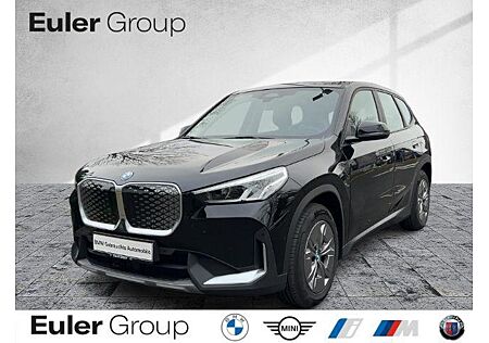 BMW iX1 xDrive30
