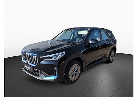 BMW iX1 xDrive30