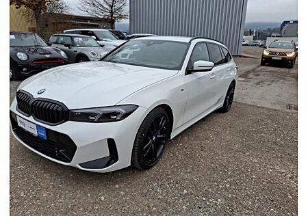 BMW 330i xDrive Touring