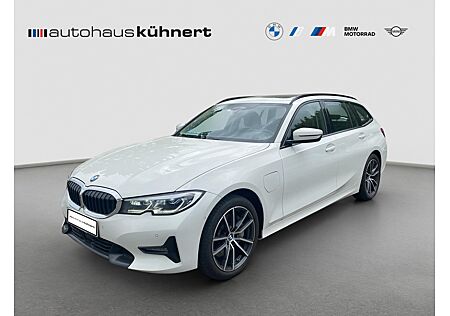 BMW 330e iPerformance Touring